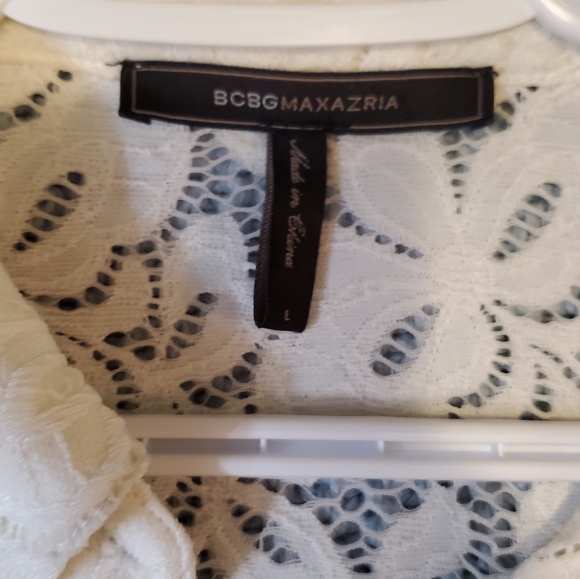 BCBG MaxAzria Floral Crochet top - Picture 9 of 9